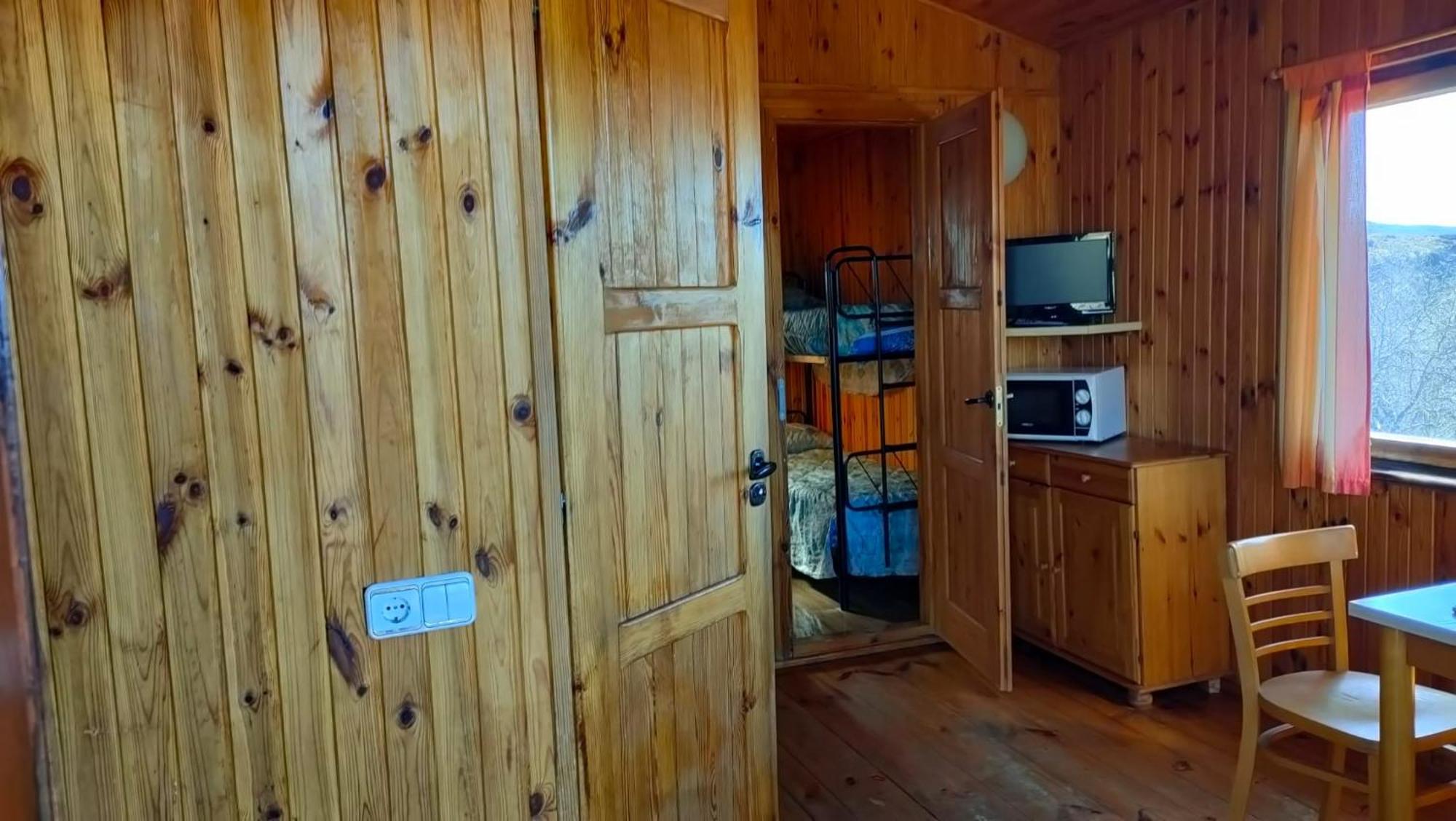 Camping De Cervera De Buitrago Zewnętrze zdjęcie