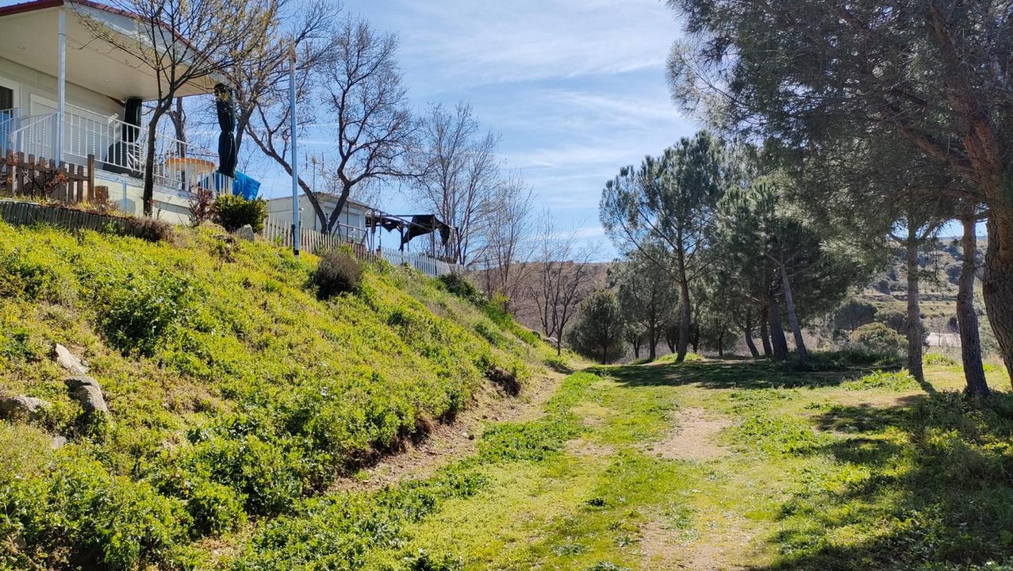Camping De Cervera De Buitrago Zewnętrze zdjęcie