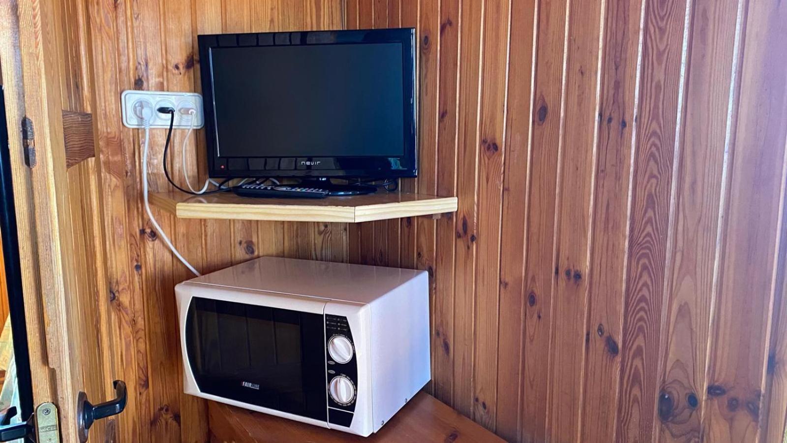 Camping De Cervera De Buitrago Zewnętrze zdjęcie