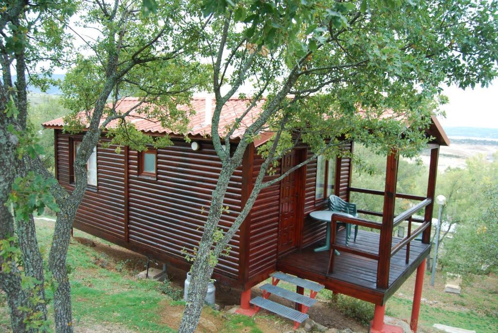 Camping De Cervera De Buitrago Zewnętrze zdjęcie