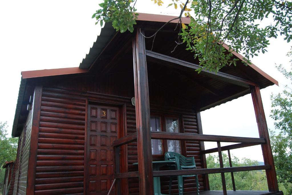 Camping De Cervera De Buitrago Zewnętrze zdjęcie